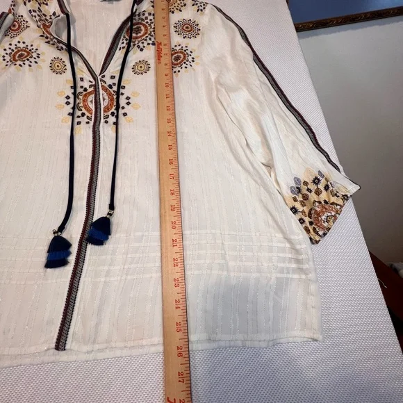 Desigual Cream Blouse with Flutter Sleeves and Graphic Embroidery - Picture 9 of 13